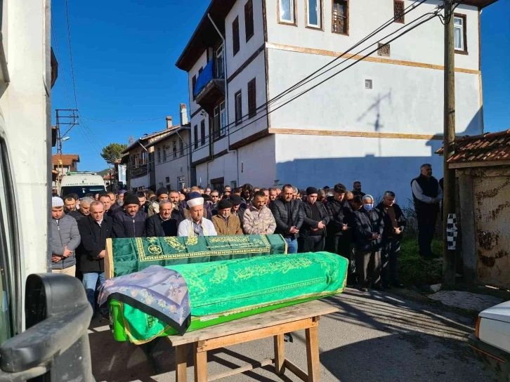 60 yıllık birliktelikleri soba faciasıyla sona erdi
