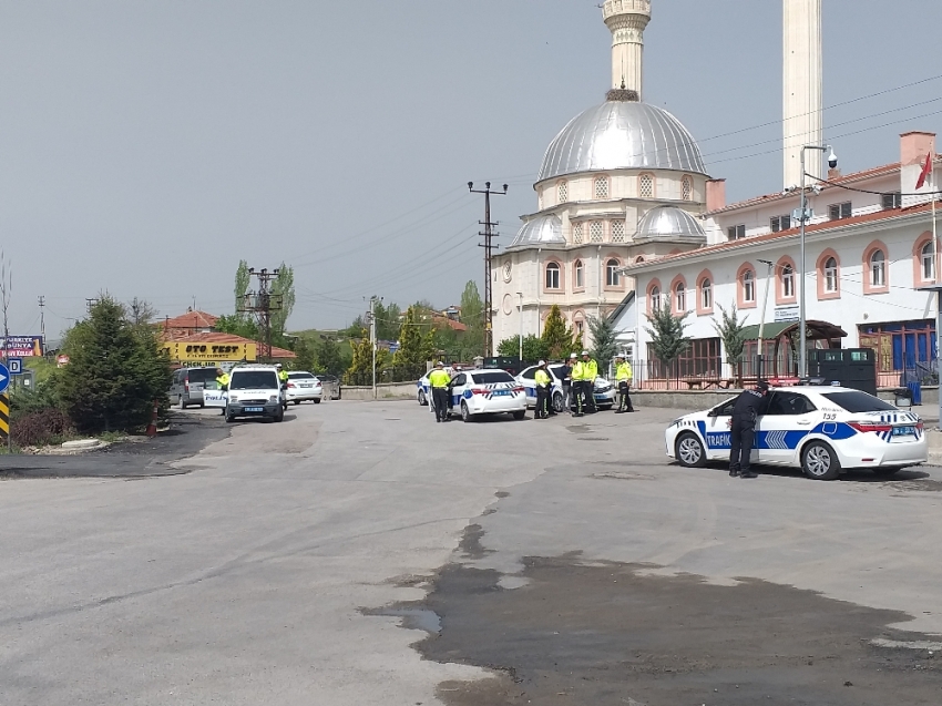 Ankara’da bir polis şehit!