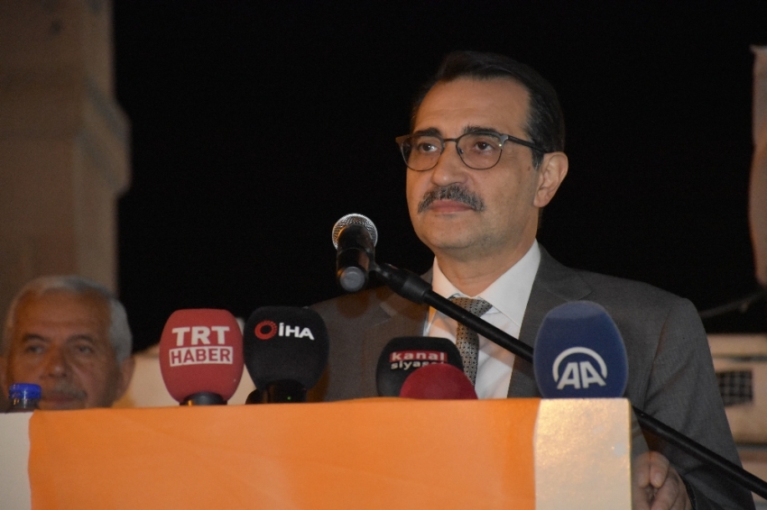 Bakan Dönmez: “Muhalefet YPG’ye ve Kandil’e sırtımızı dayadık diyenlerle ile kol kola geziyor”