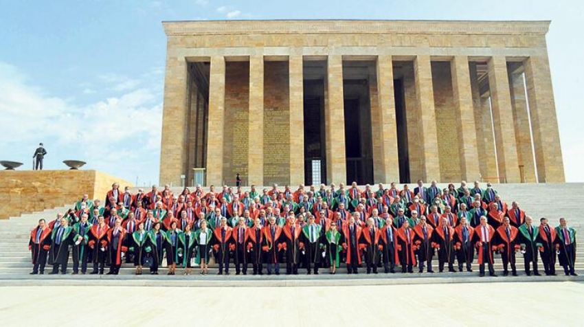 Yargıtay üyeleri Ata’nın huzurunda