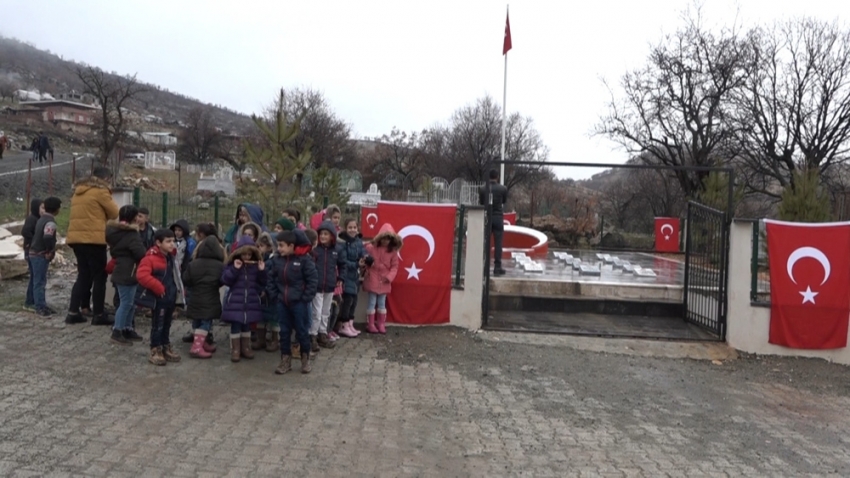 PKK’nın Hamzalı’da katlettiği 23 şehit törenle anıldı