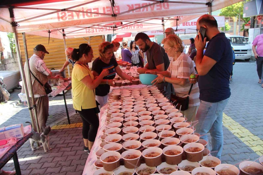 Mahalle muhtarlığı tarafından aşure etkinliği