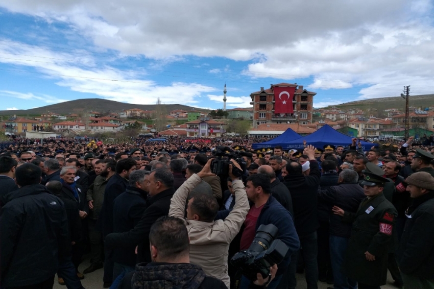 Kemal Kılıçdaroğlu güvenlik güçlerince bir eve alındı