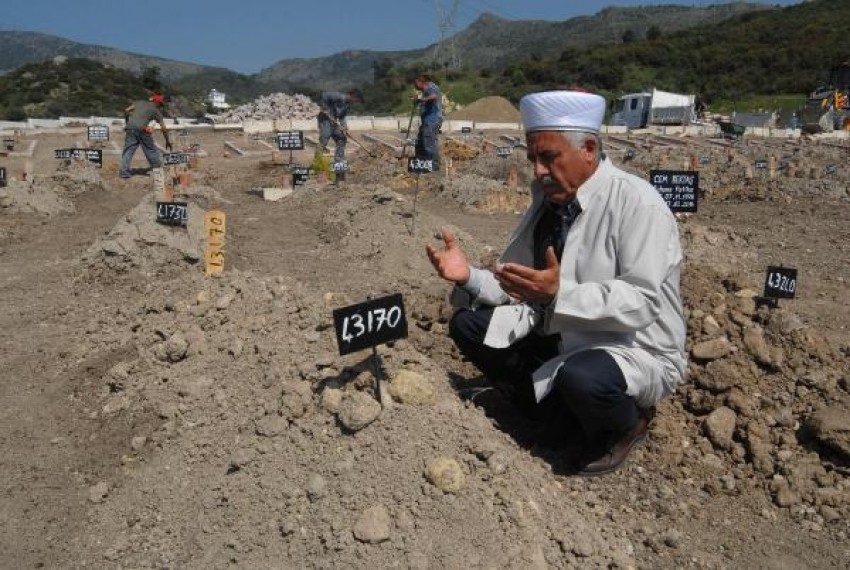 Mülteciler için 'kimsesizler mezarlığı'