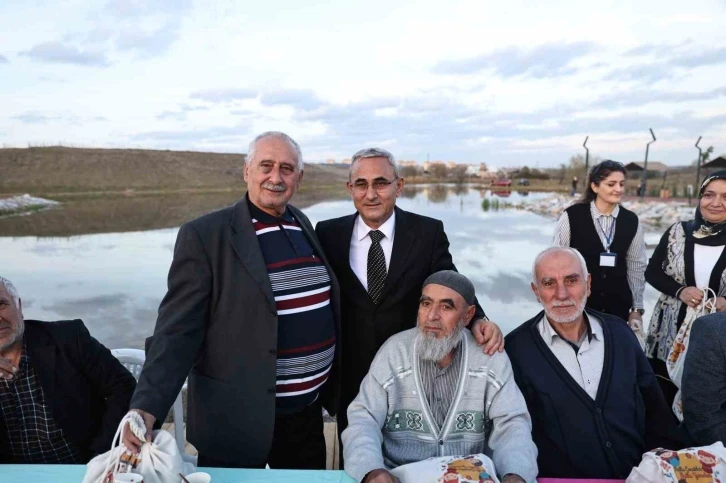 65 yaş ve üstü vatandaşları Yedigöller 100. Yıl Kültür Parkında ağırladı
