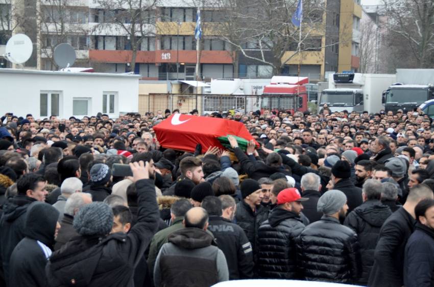 Almanya’da öldürülen Türk iş adamının naaşı Türkiye’ye gönderildi