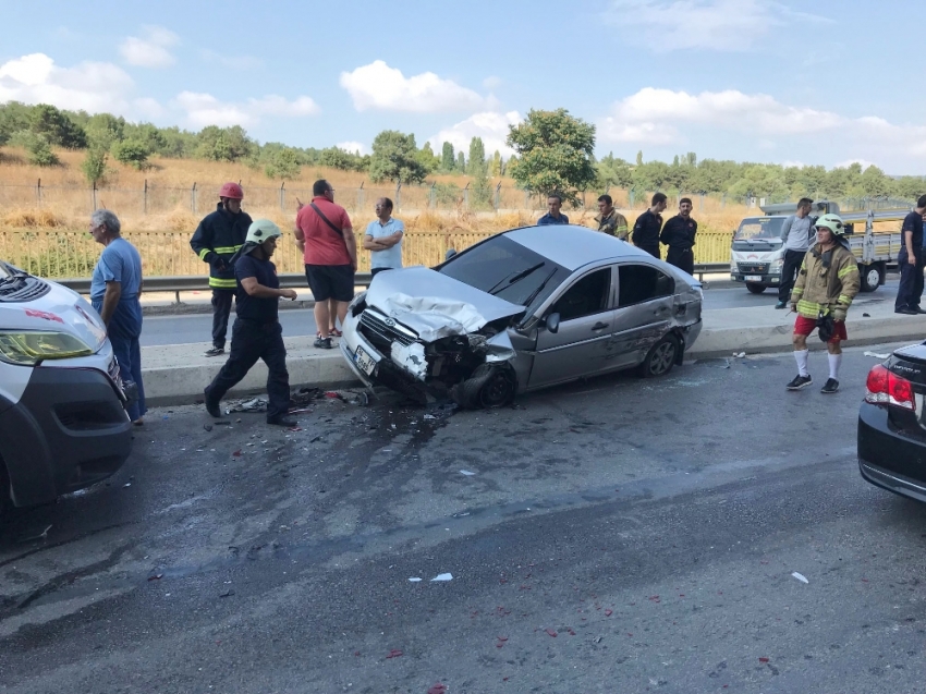 Fren yerine gaza bastı, ortalık savaş alanına döndü