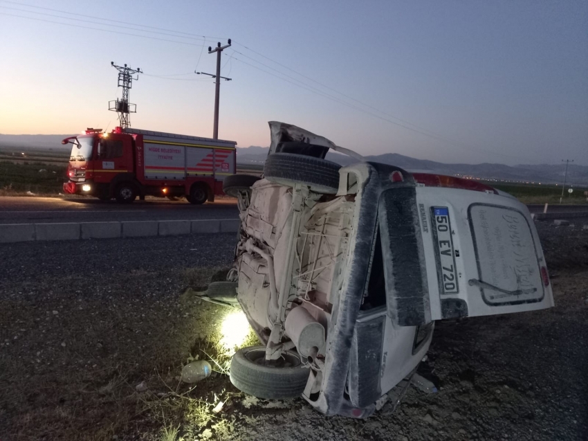 Otomobil takla attı 1’i ağır 2 yaralı