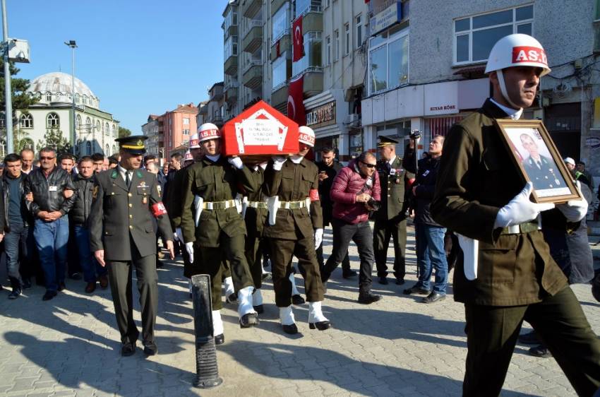 Fırat Kalkanı şehidi son yolcuğuna uğurlandı