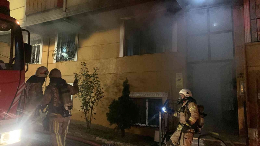 Tuzla’da komşularının kabusu olan kişinin evinde yangın çıktı: Apartman sakinleri dumandan etkilendi