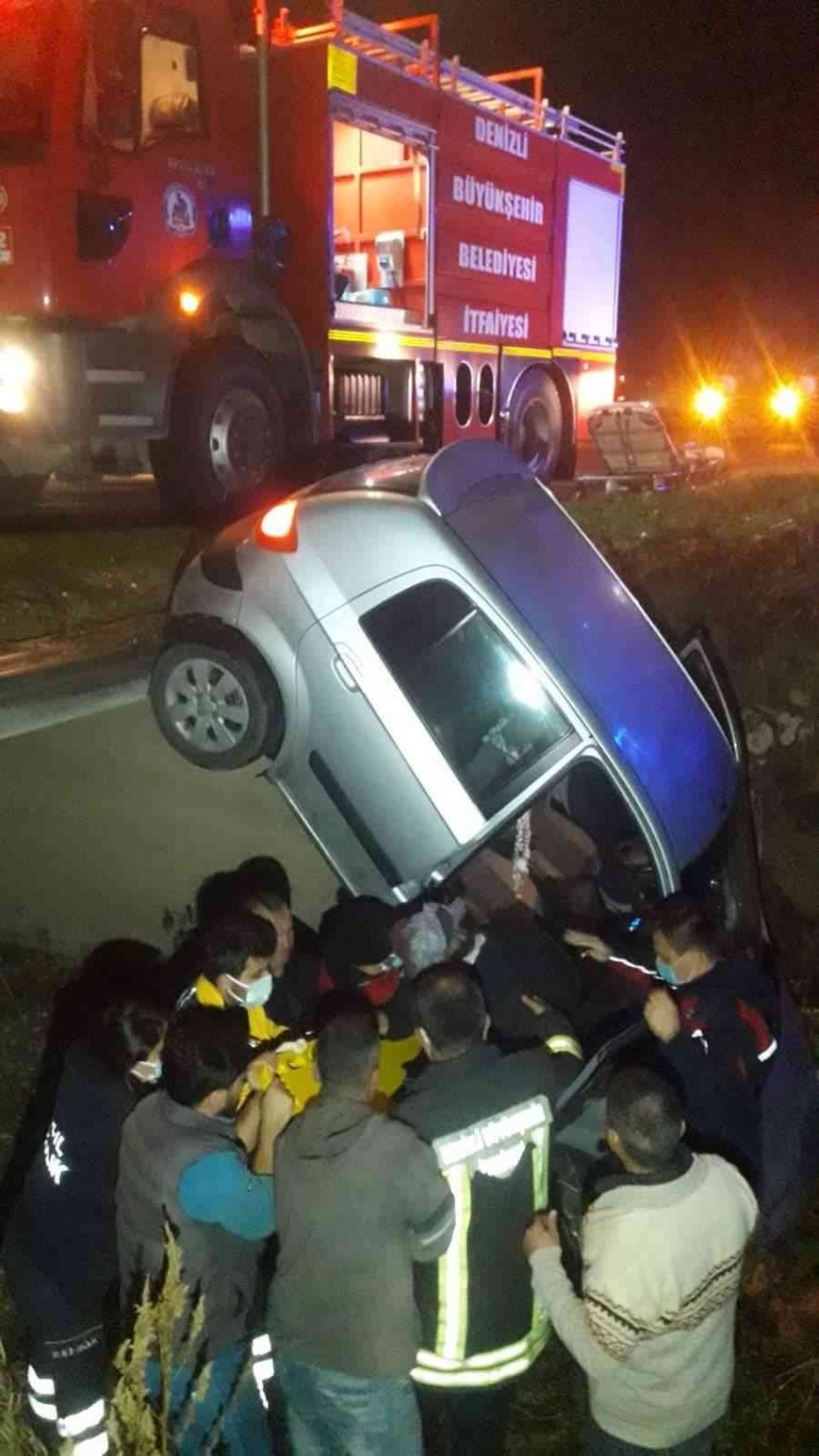 Şarampole uçan otomobilde can pazarı yaşandı