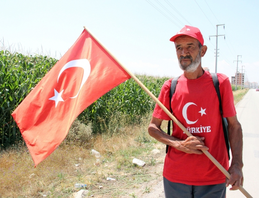 Rüyasında gördüğü Ömer Halisdemir için yine yollarda