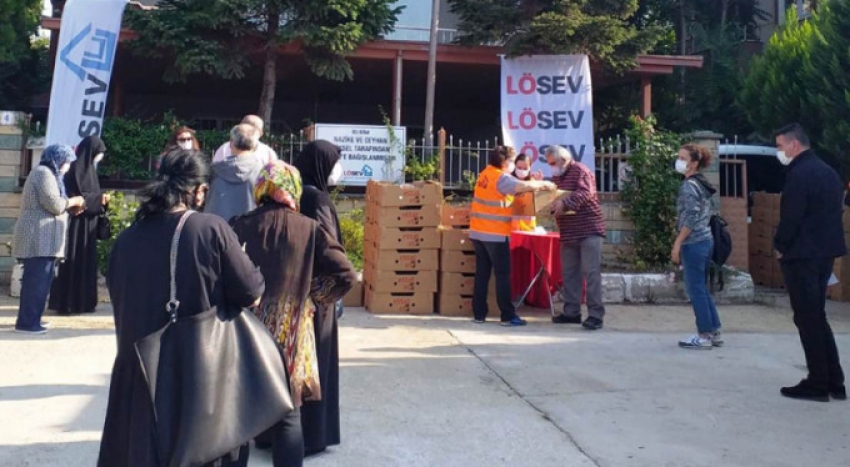 LÖSEV Bursa'nın yardımları tüm yıl sürüyor!