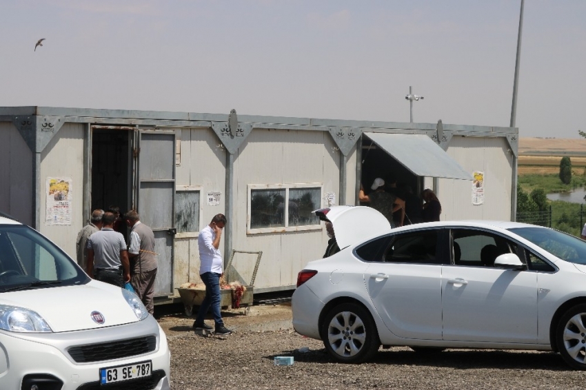 Mobil kesimhaneler kasapların yüzünü güldürdü