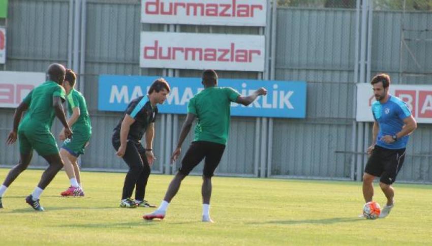 Bursaspor hız kesmedi