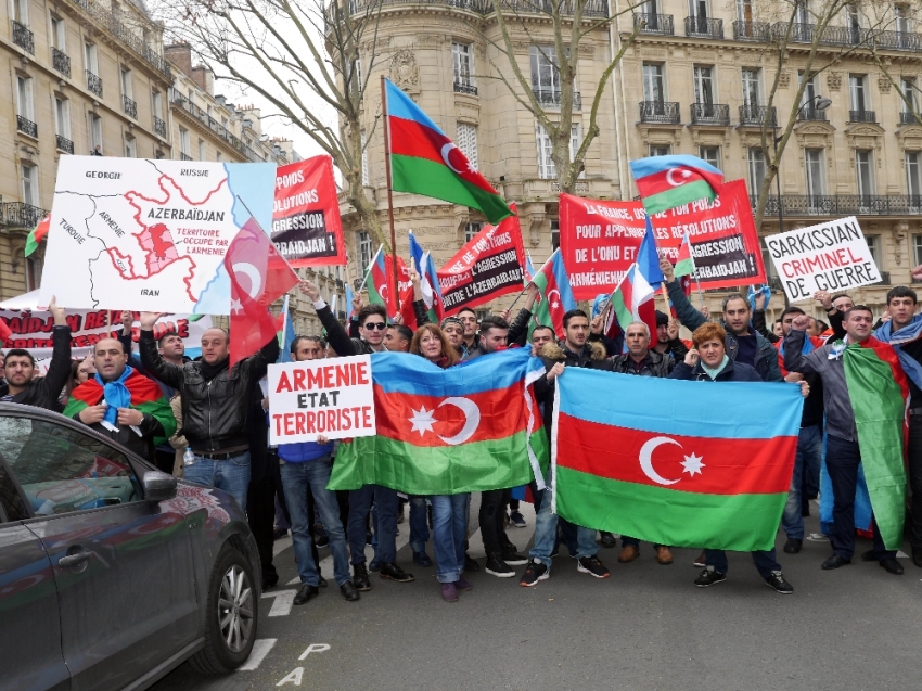 Ermenistan Paris’te protesto edildi