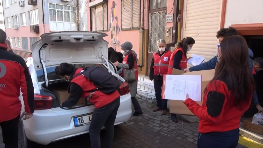 Kızılay Bursa çalışmalarına hız kesmeden devam ediyor