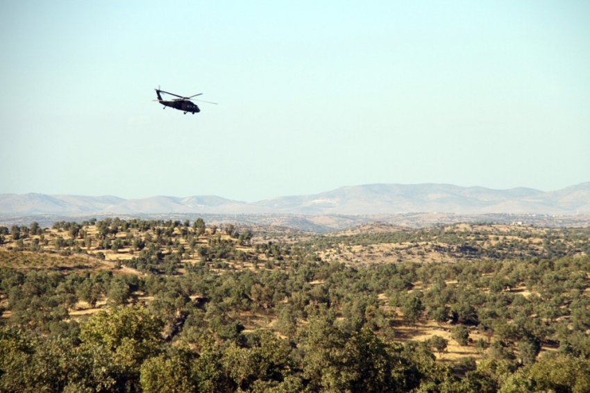 14 kişiyi taşıyan helikopter düştü