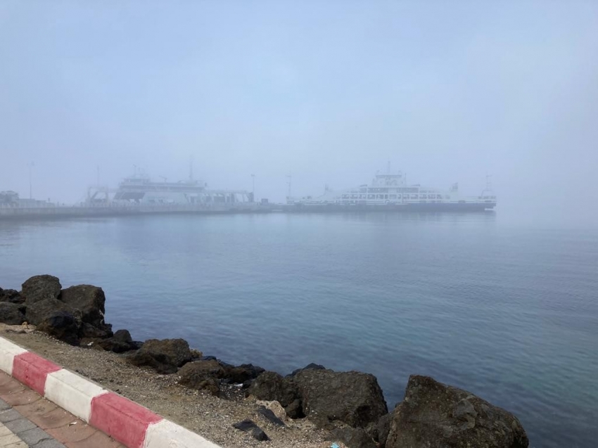 Çanakkale Boğazı yoğun sis nedeniyle çift yönlü kapandı