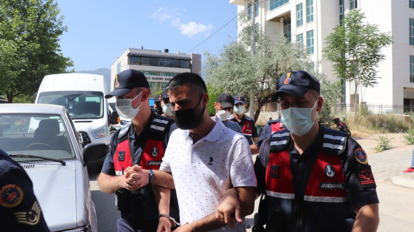 ’Suçum yok, zaten birazdan çıkacağım’ dedi, ilk o tutuklandı