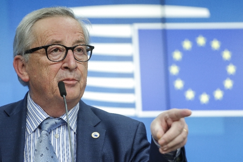 Juncker, İngiltere’nin yeni Başbakanı Johson’a uyarı