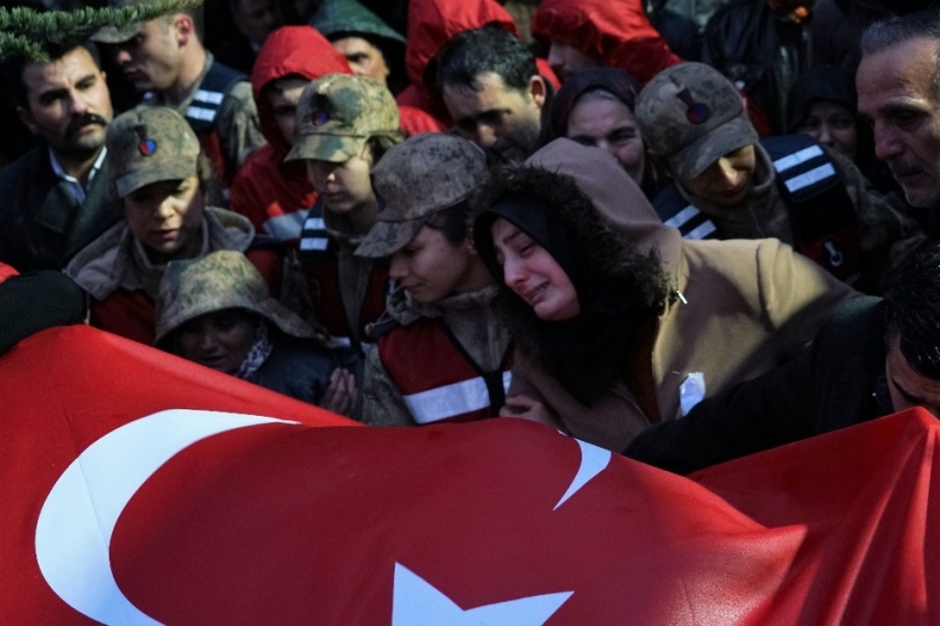 Çığ felaketinde şehit olan Tokatlı asker son yolculuğuna uğurlandı