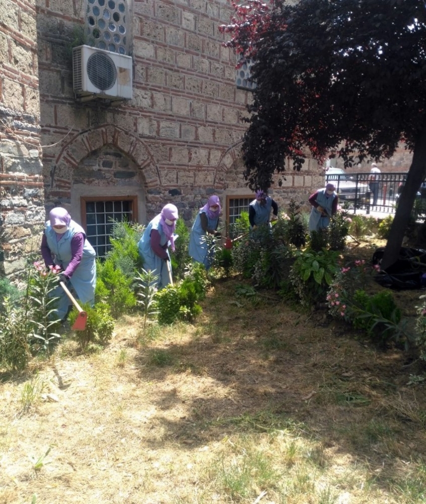 Bursa’da park ve bahçeler normalleşme sürecine hazır