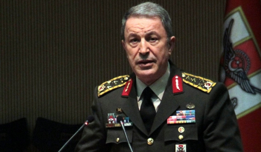 Orgeneral Akar Irak sınırında