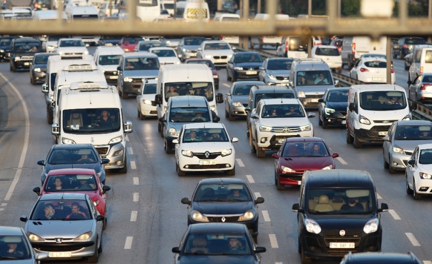 Trafiğe kayıtlı araç sayısı belli oldu