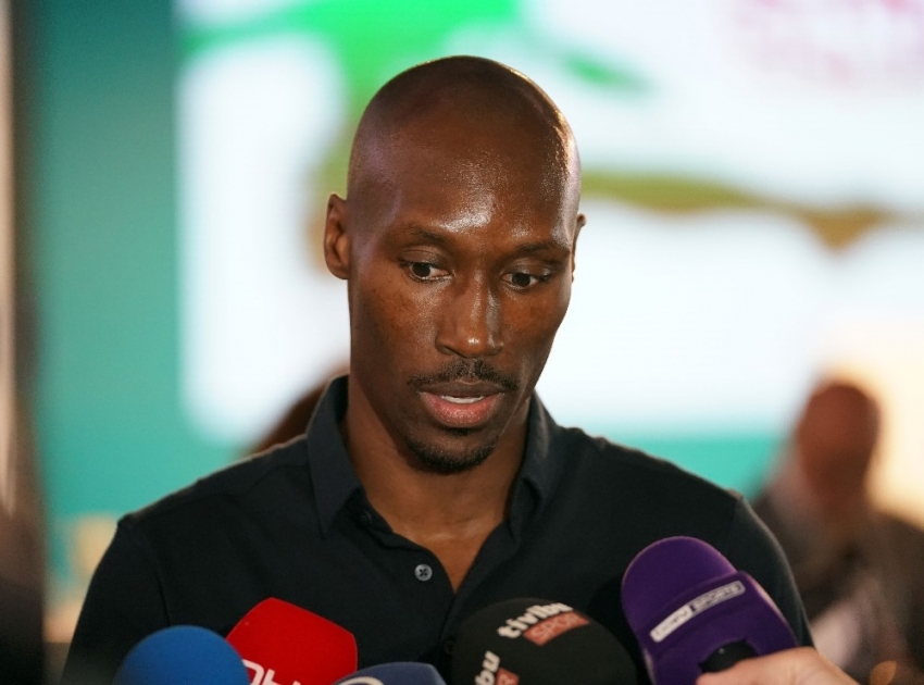 Atiba Hutchinson: 