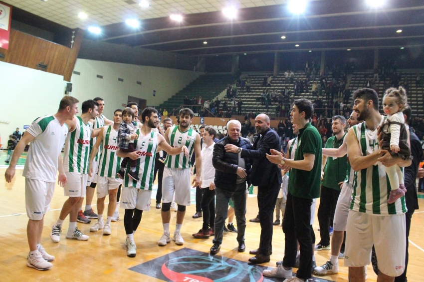 Bursaspor Durmazlar: 99-98 Yalova Group Belediye