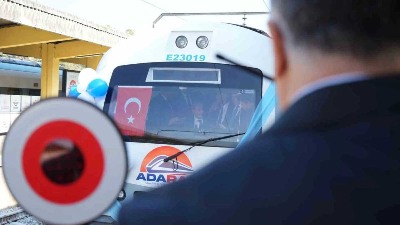 8 yıl aradan sonra yeni vagonuyla ADARAY hizmete sunuldu
