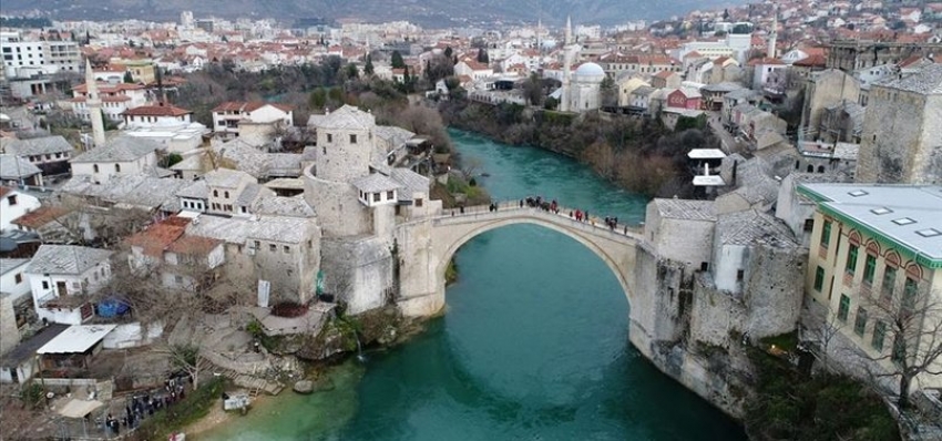 Azerbaycan'a bir destekte Bosna Hersek'ten