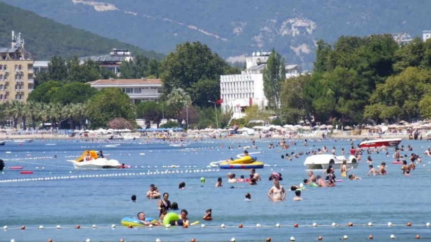 Erdek, turizm sezonunu dolu dolu geçirdi