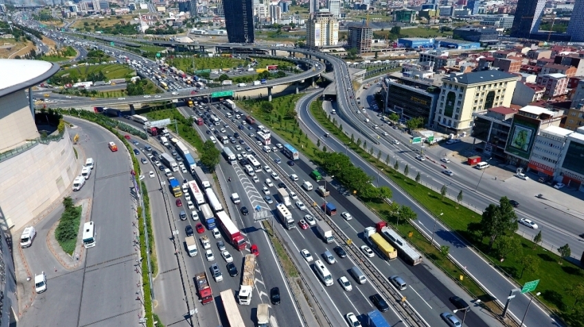 İstanbul’da pazar günü bu yollara dikkat