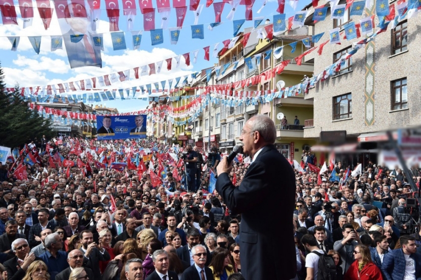 “Sanki seçime değil de savaşa gidiyoruz”