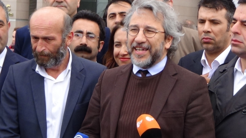 Dündar ve Gül’ün yargılanmalarına devam ediliyor