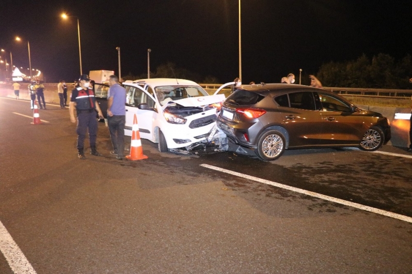 Zincirleme kaza nedeniyle TEM Otoyolu İstanbul istikametine trafiğe kapatıldı