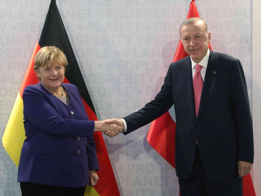 Cumhurbaşkanı Erdoğan, Almanya Başbakanı Merkel ile görüştü