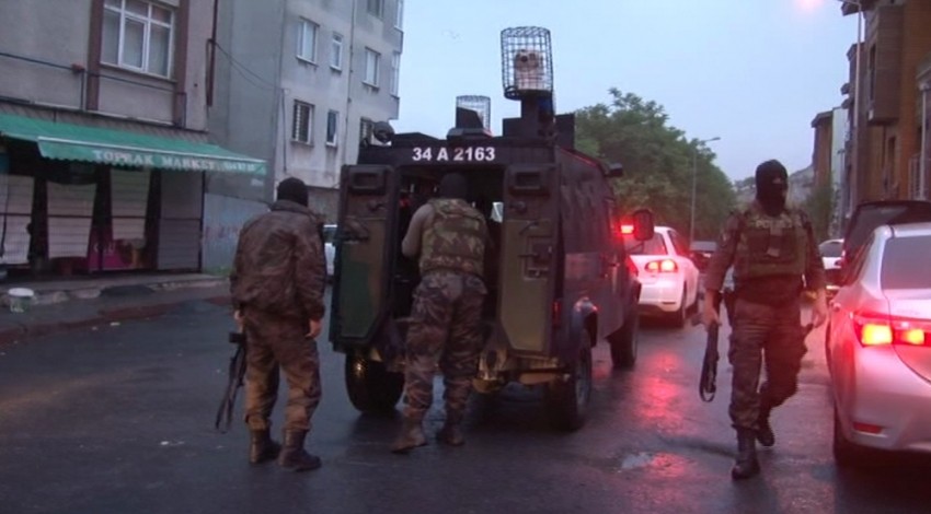 İstanbul’da şafak operasyonu