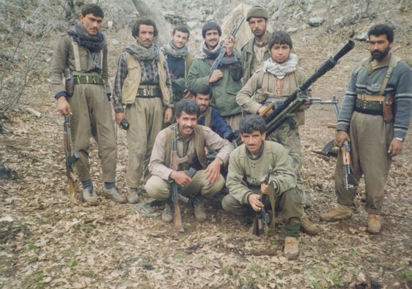 PYD elebaşı Şahin Cilo’nun PKK kampından yeni fotoğrafları ortaya çıktı