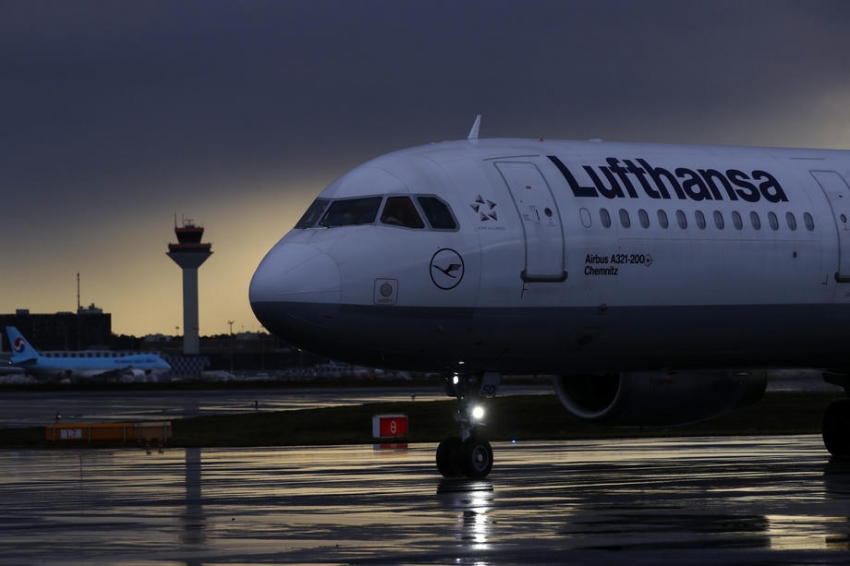 Lufthansa, korona virüsü nedeniyle 150 uçağını yere çekiyor