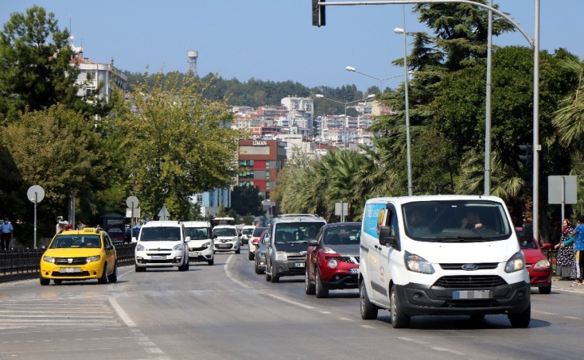 Samsun’da trafiğe kaydı yapılan her 2 araçtan 1’i beyaz renk