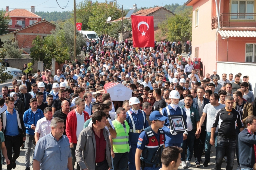 Balıkesir şehidini uğurladı