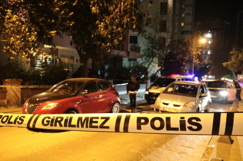 Kadıköy’den silah sesleri yükseldi: 2 yaralı