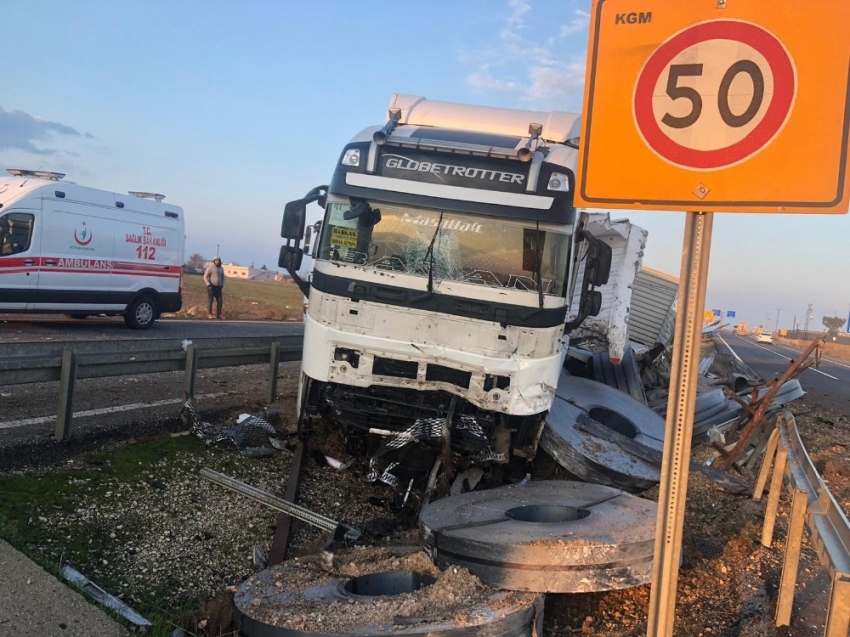 Nusaybin ipek yolunda trafik kazası: 2 yaralı