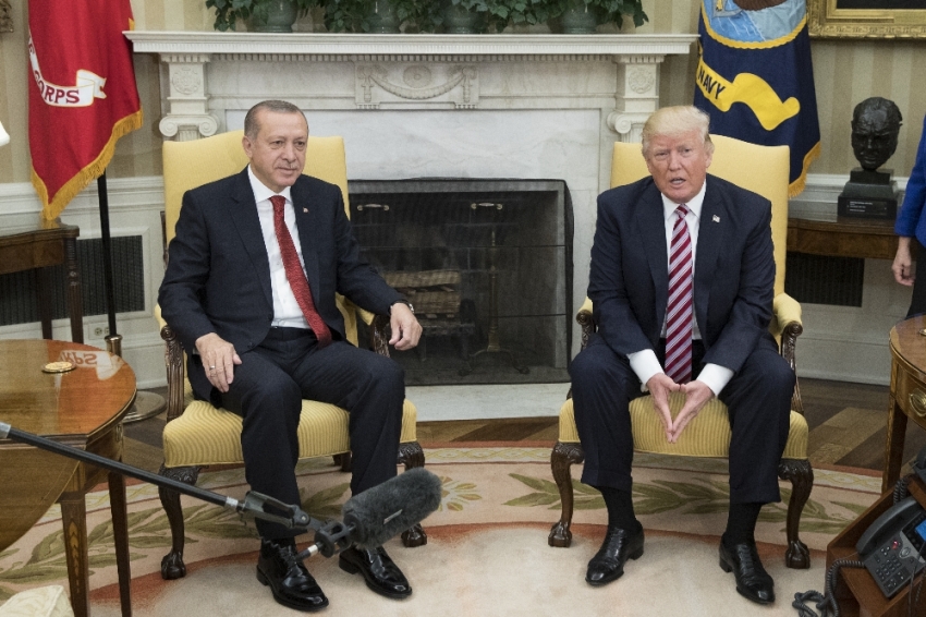 Erdoğan Trump’la görüştü