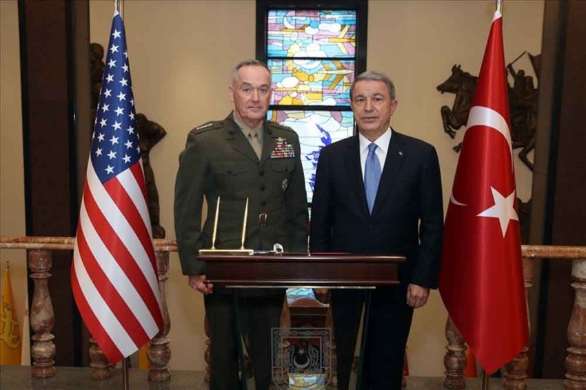 Milli Savunma Bakanı Akar, Dunford ile bir araya geldi