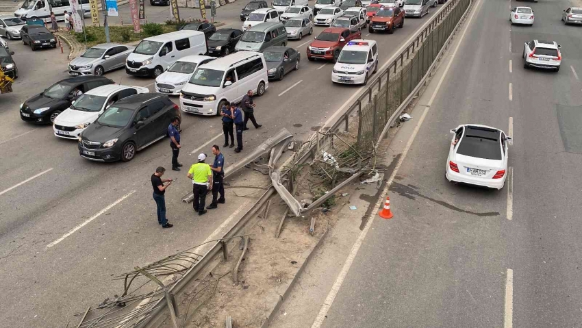 Kaza: 1’i ağır 3 yaralı