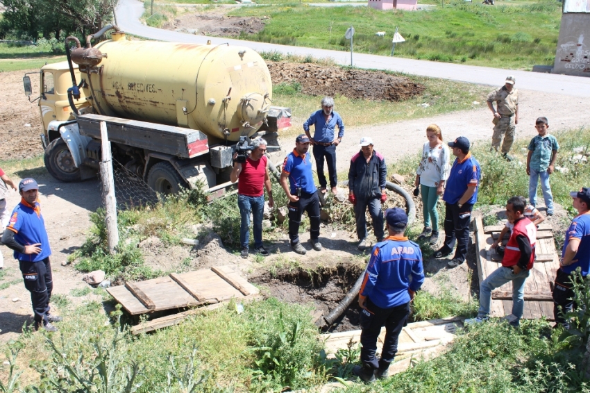 Leyla’yı bulmak için köyde tüm kuyular boşaltıldı